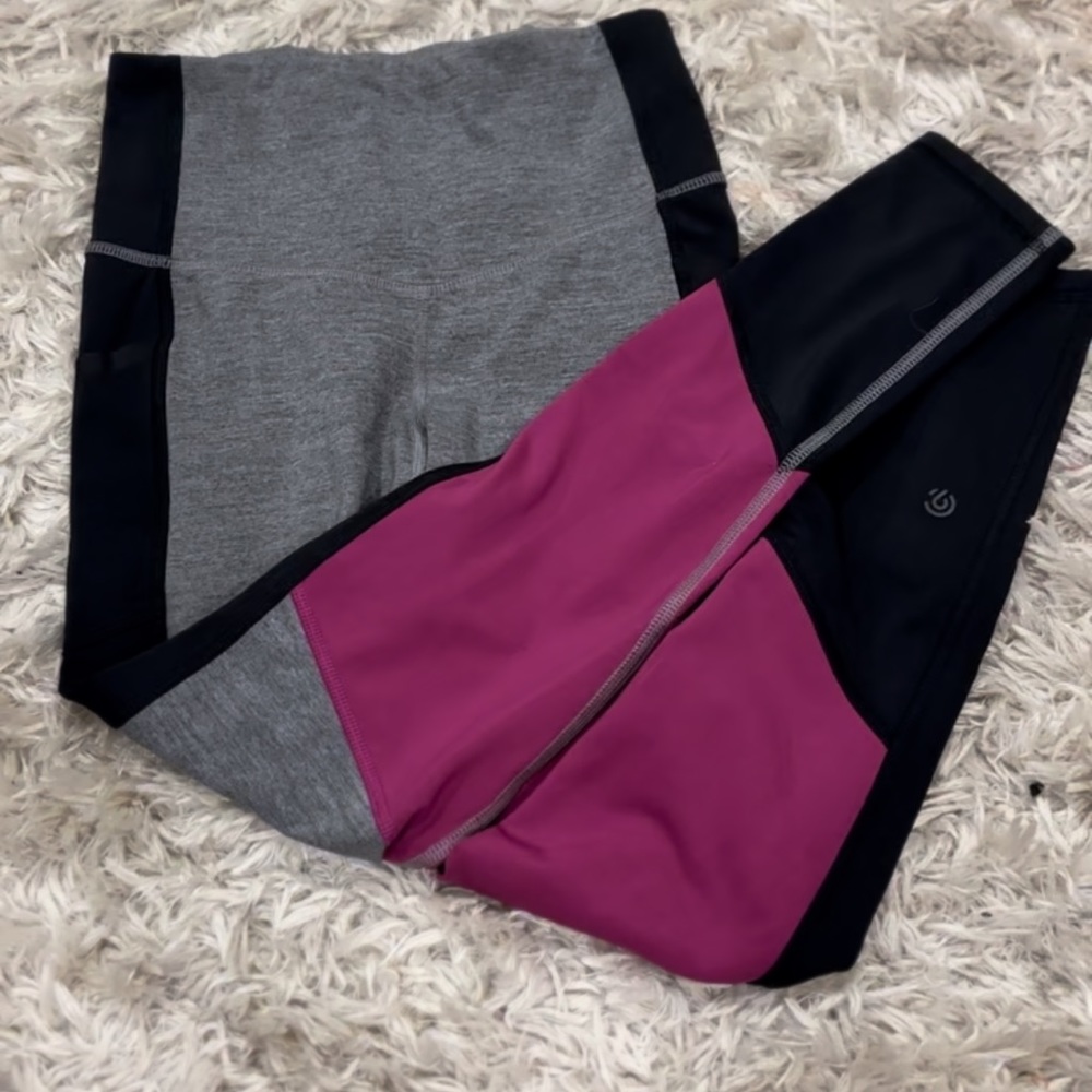 Leggings.